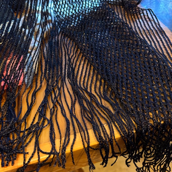 Black Net Scarf/Shawl - Picture 2 of 7